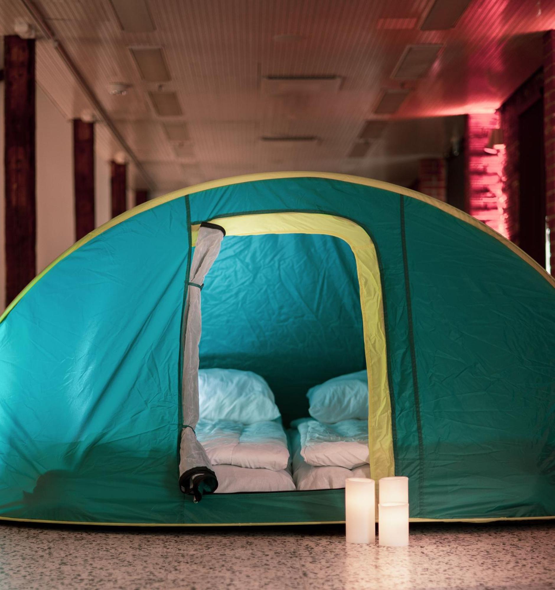 Hotel Indoor Camping Helsinki Extérieur photo