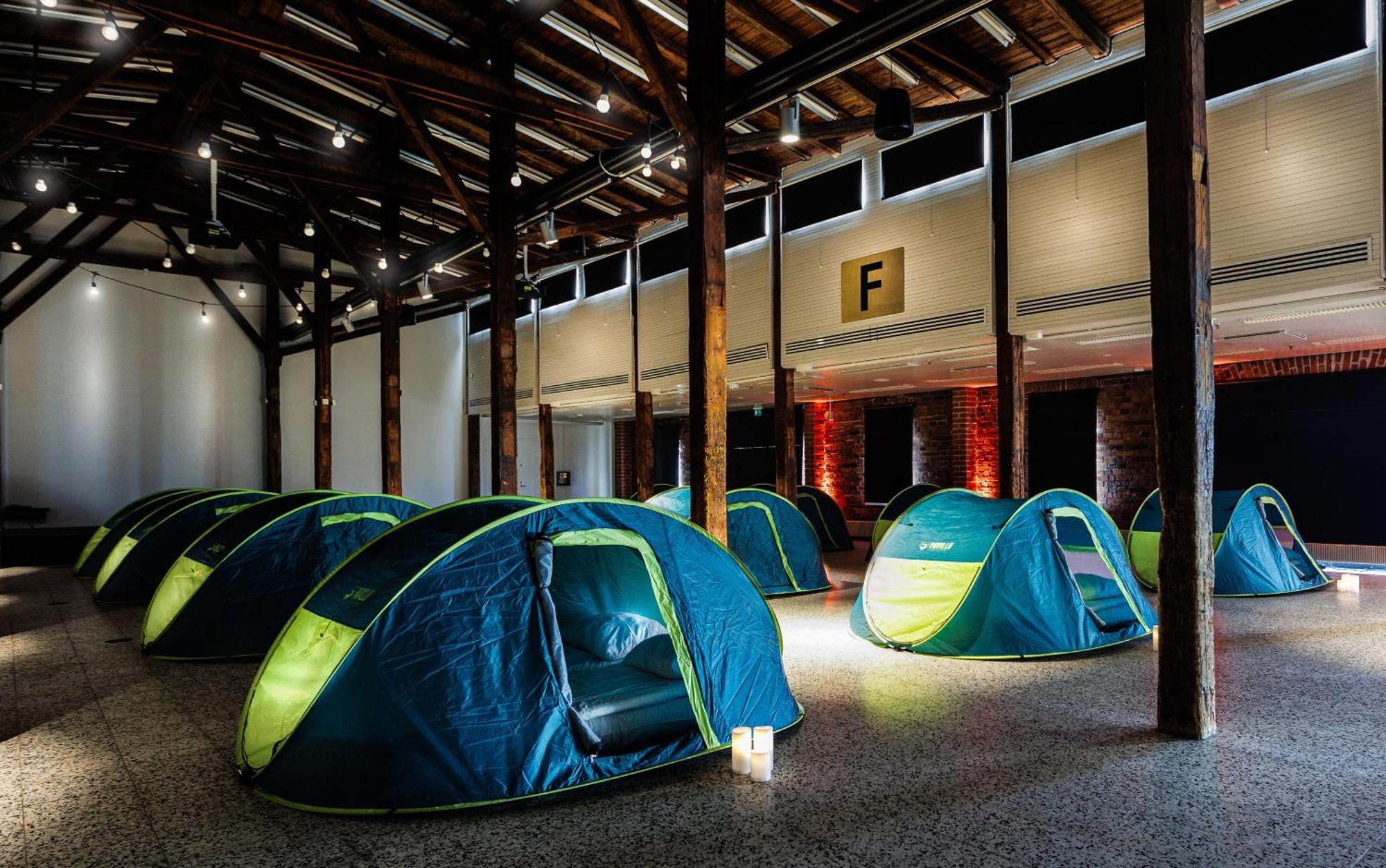 Hotel Indoor Camping Helsinki Extérieur photo